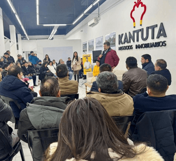 Samuel invita a los empresarios bolivianos en Argentina a invertir en el país