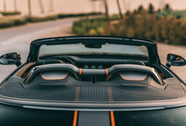 BATUR CONVERTIBLE: la joya descapotable de BENTLEY que redefine el lujo sobre ruedas