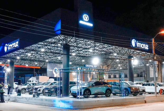 Changan y Deepal revolucionan la movilidad sobre cuatro ruedas en Expocruz 2025