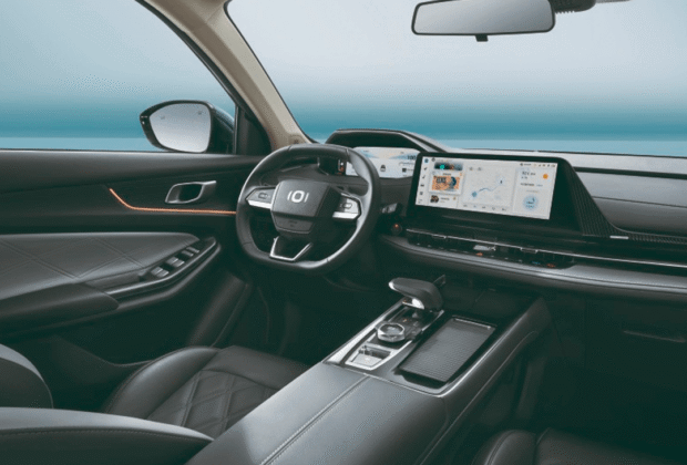 Changan y Deepal revolucionan la movilidad sobre cuatro ruedas en Expocruz 2025