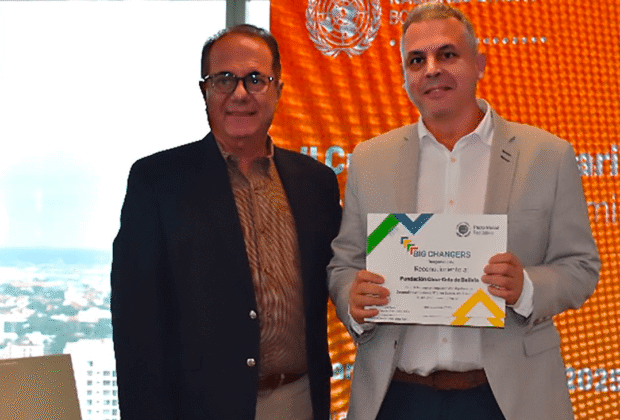 Fundación Coca-Cola de Bolivia marca el camino en programas para cuidado del agua, reciclaje, eficiencia energética y emprendimiento