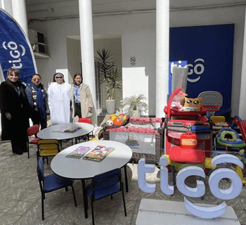 Un gesto que suma sonrisas: Tigo entrega material didáctico al Hogar Tata San Juan de Dios