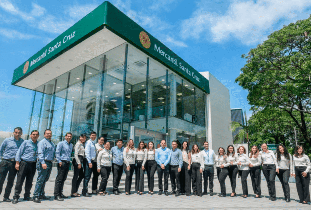 El BMSC estrena una de sus emblemáticas, la agencia Av. Monseñor Rivero, completamente remodelada