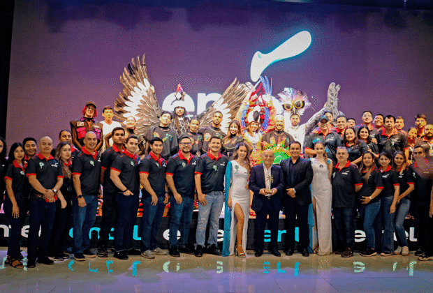 ENTEL S.A. recibe la palmera dorada en la categoría “tecnología” en expocruz 2025