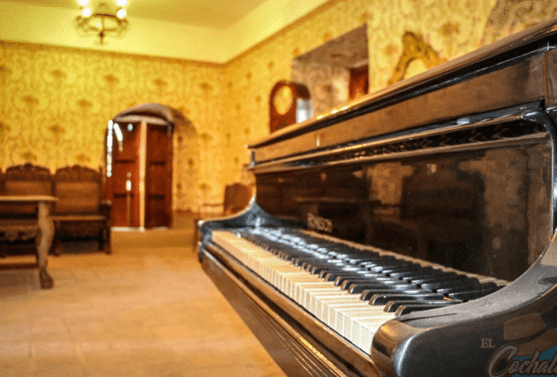 Estancias y casonas coloniales en los valles de Cochabamba y Santa Cruz