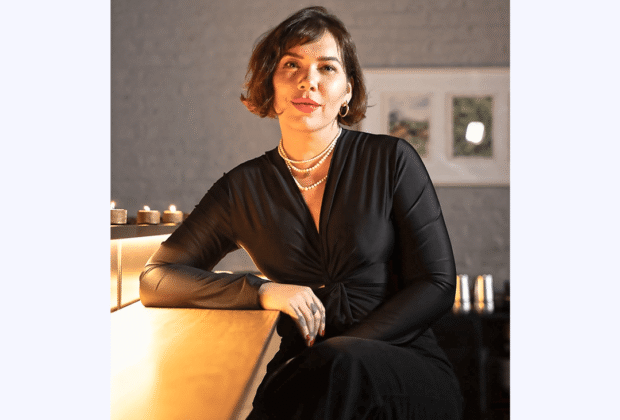 LAURA HERNÁNDEZ ESPINOSA: la sommelier que transforma el paisaje líquido