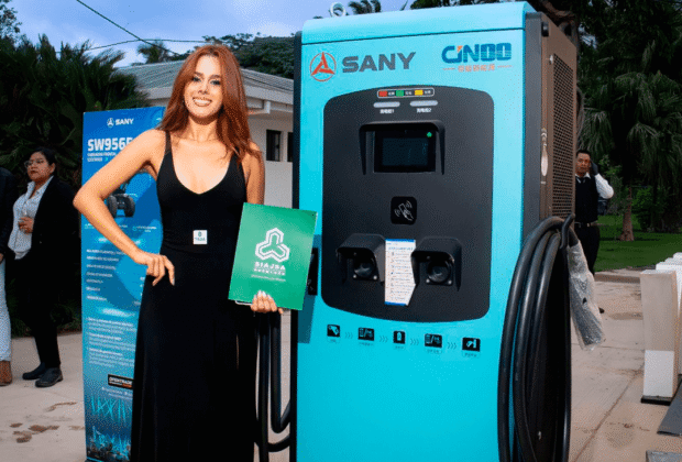 Opentrade Bolivia marca un hito con el primer cargador frontal 100% eléctrico del país