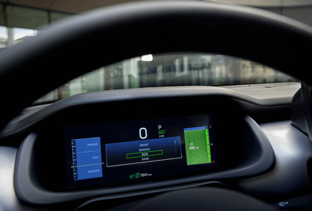 JEEP acelera hacia el futuro eléctrico en bruselas 2026