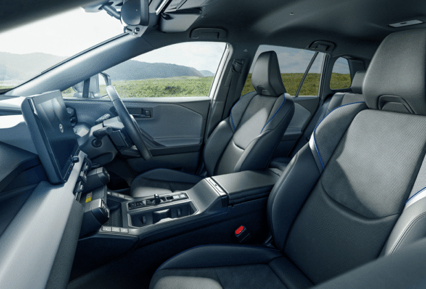 TOYOTA RAV4: carácter, inteligencia y dominio en movimiento