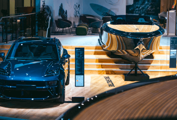 PORSCHE redefine la experiencia del lujo eléctrico
